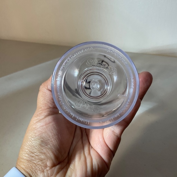 Eugene 16oz Disney Clear Tumbler - Picture 3 of 6